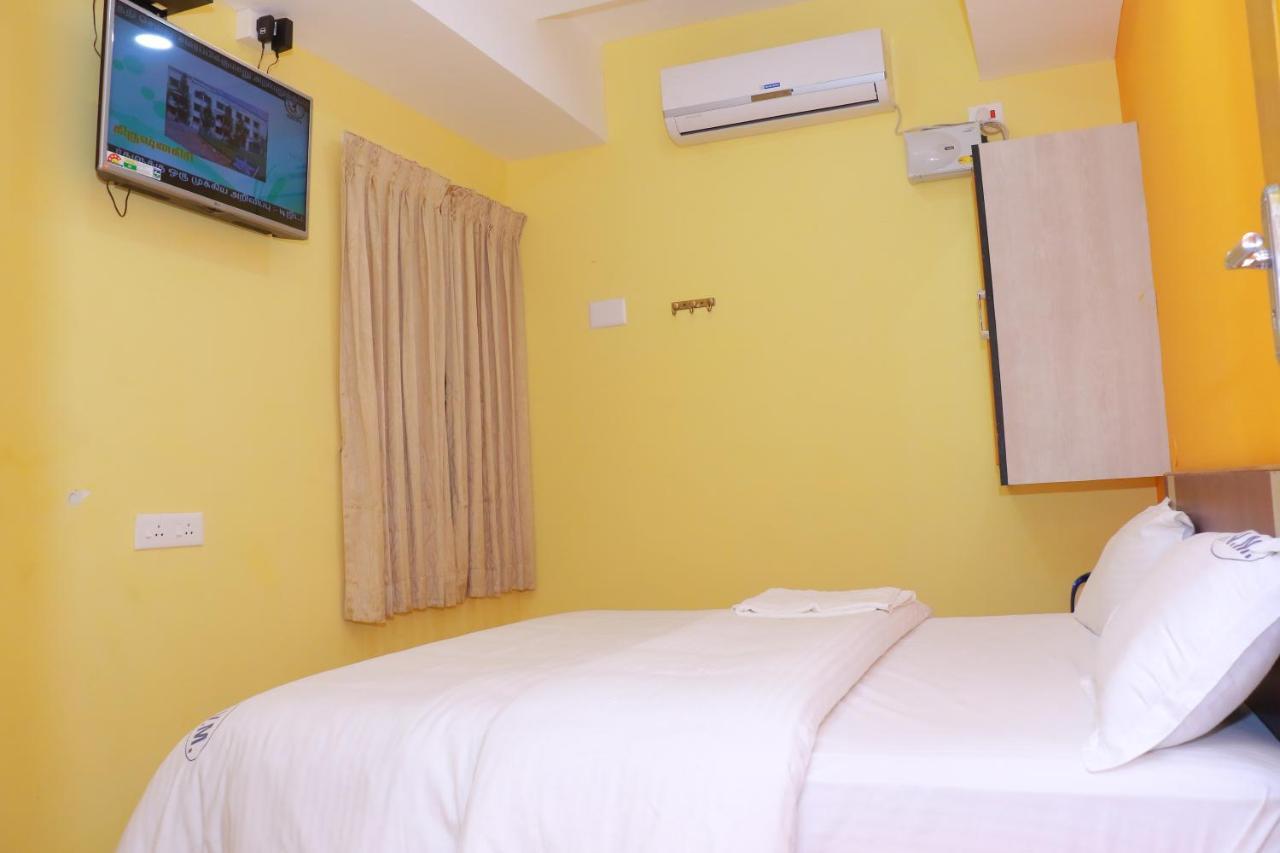 ホテルAvm Residency Paramagudi エクステリア 写真